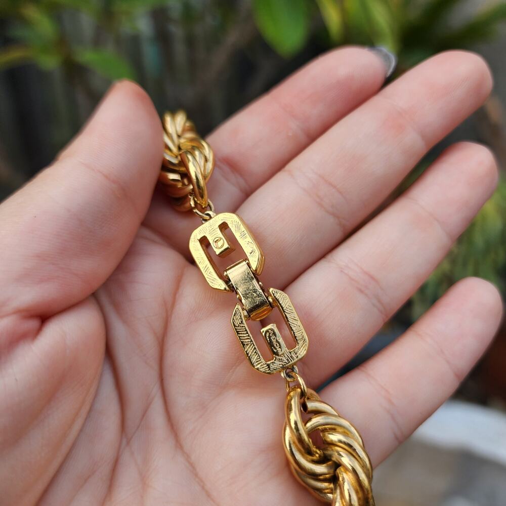 Vtg Givenchy Necklace Chunky Rope Dookie Chain 80s 90s Gold Plate Monogram Clasp - Picture 15 of 17